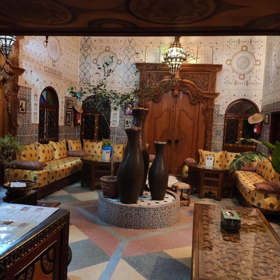 Ryad Bab Berdaine Meknes Exterior photo