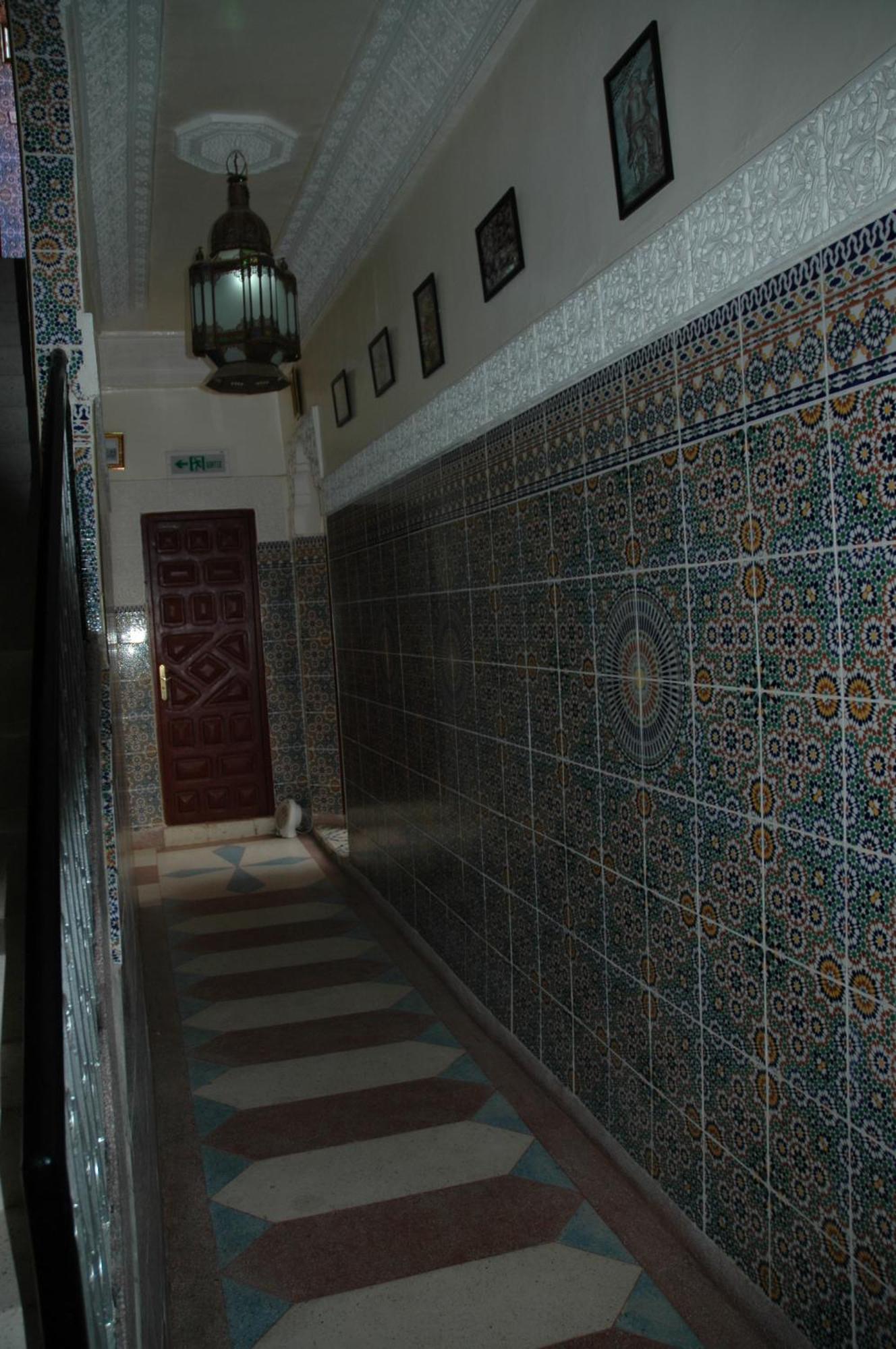 Ryad Bab Berdaine Meknes Exterior photo